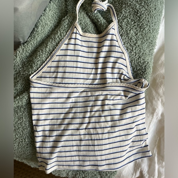 American Eagle Halter Top! - Picture 2 of 4